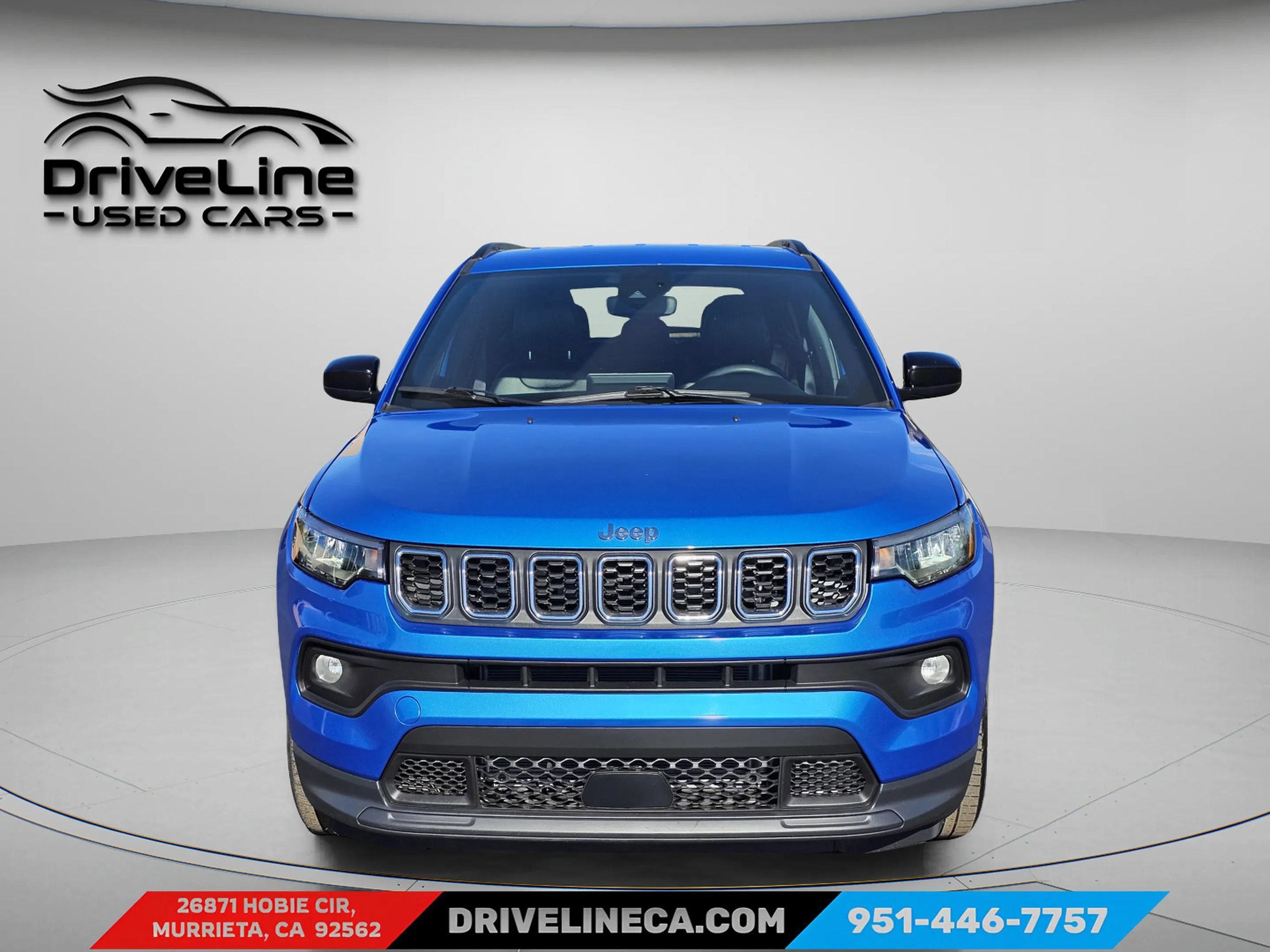 Used 2024 Jeep Compass Latitude AWD/4WD image 2