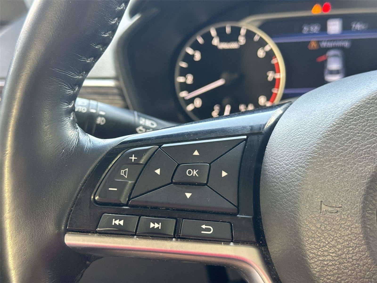 Used 2019 Nissan Altima 2.5 SL FWD image 23