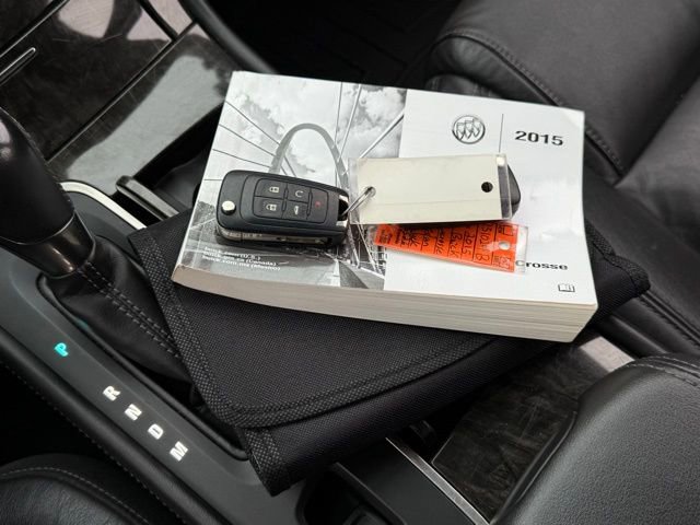 Used 2015 Buick LaCrosse Leather image 6