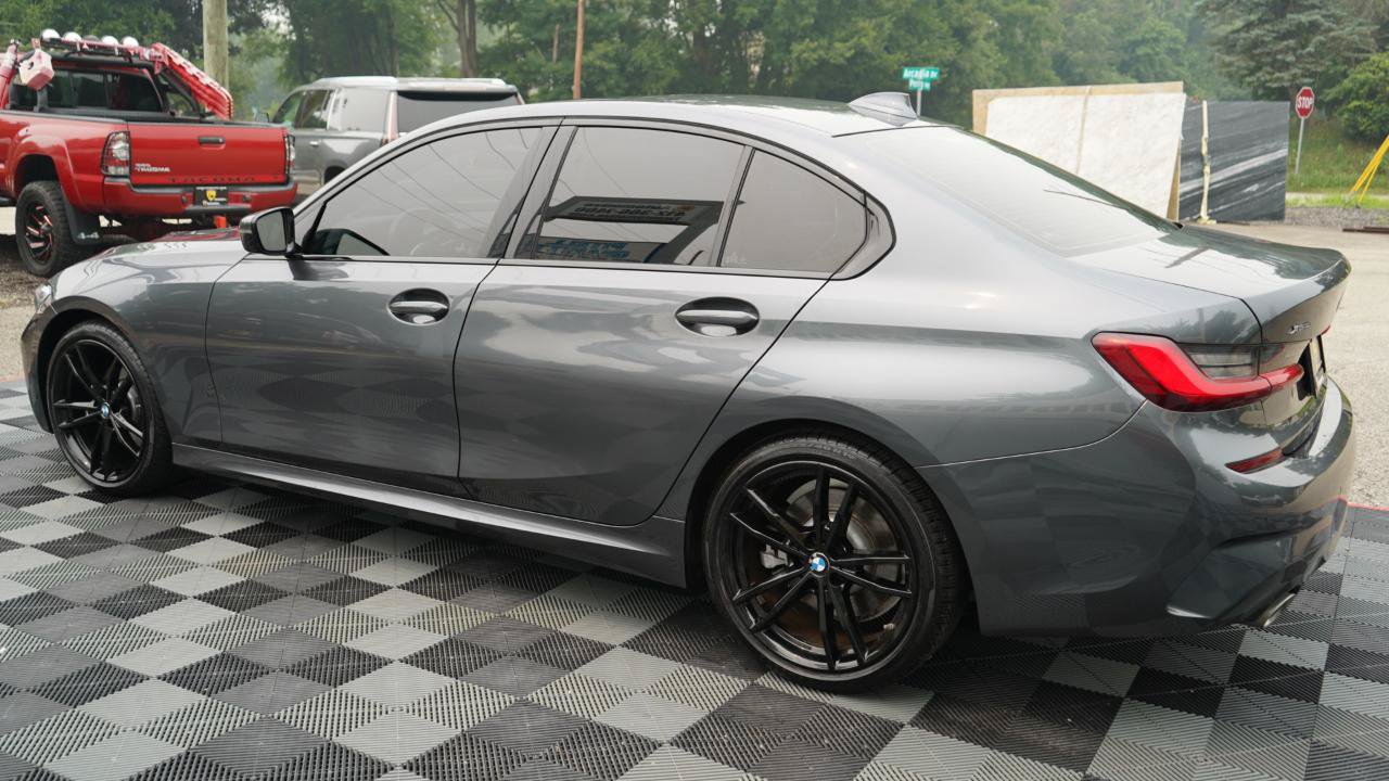 Used 2020 BMW 330i xDrive Sedan w/ M Sport Package AWD/4WD image 14