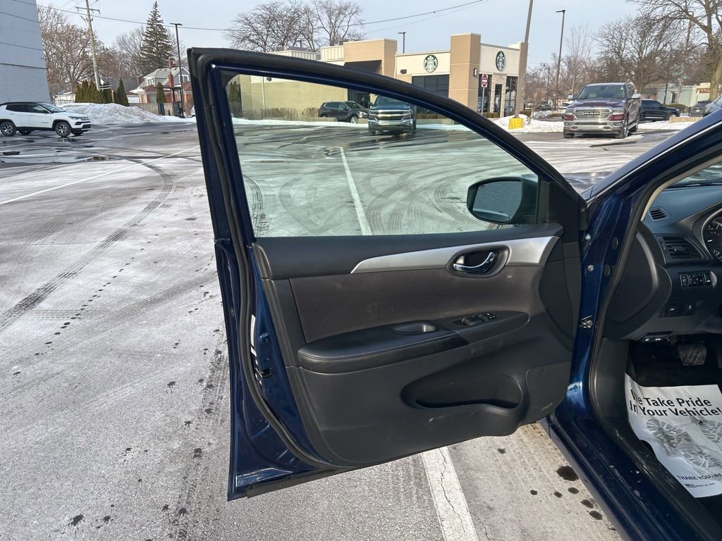 Used 2019 Nissan Sentra S image 10