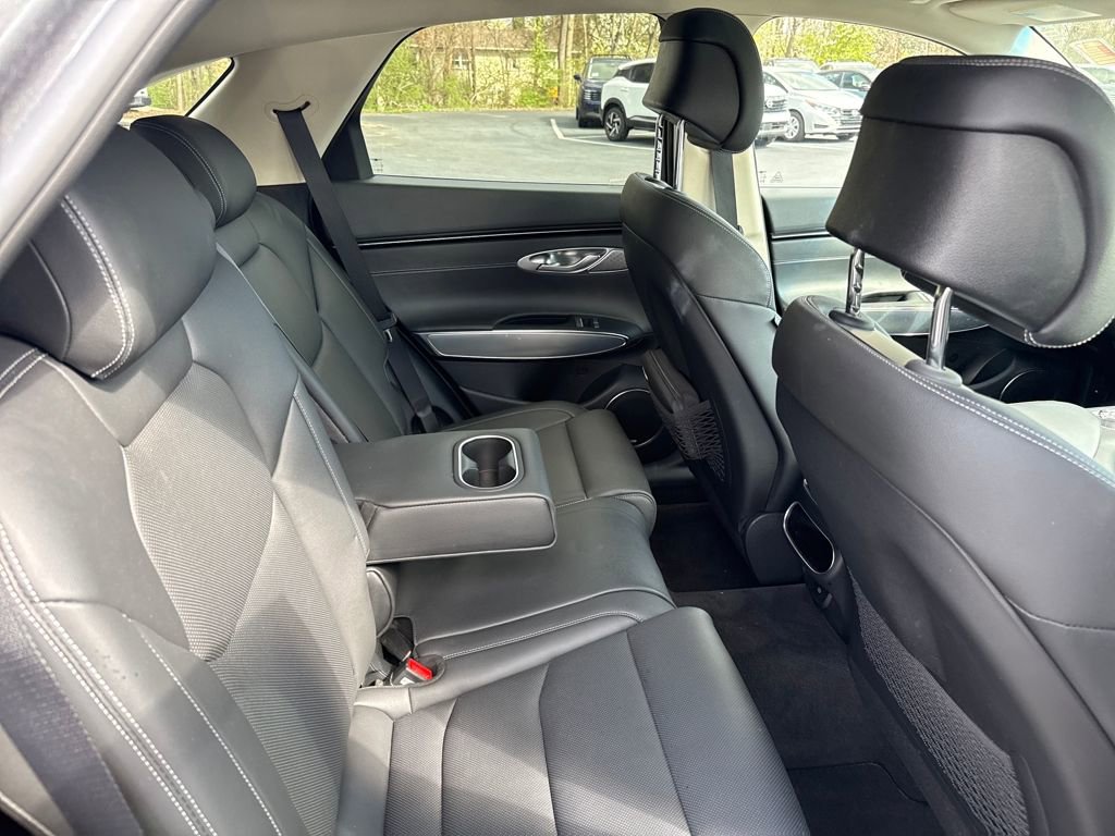 Used 2022 Genesis GV70 2.5T w/ Select Package image 29