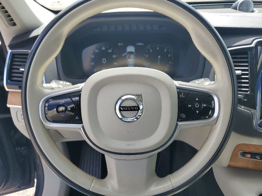 Used 2020 Volvo XC90 T6 Inscription w/ Protection Package AWD/4WD image 14