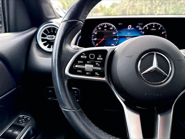 Used 2023 Mercedes-Benz GLB 250 image 20