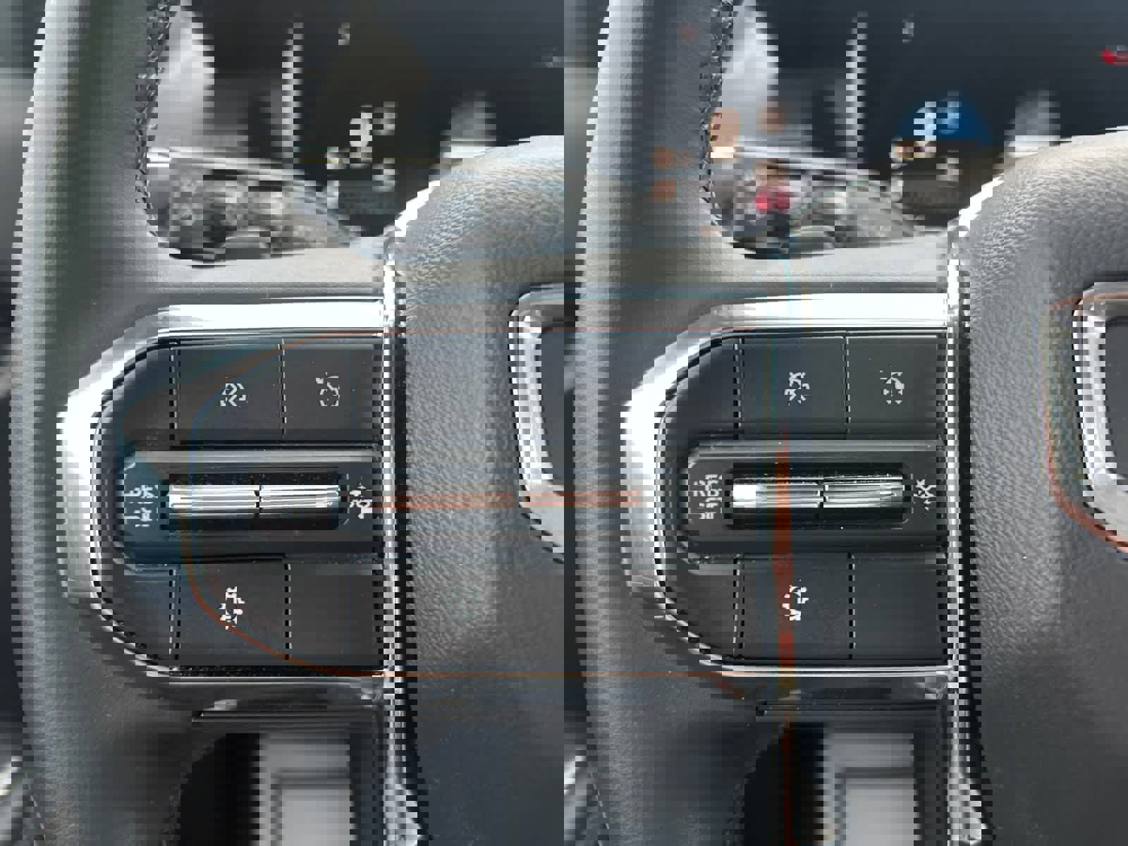 Used 2025 GMC Acadia Elevation image 28