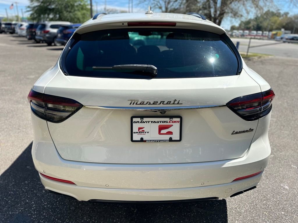 Used 2022 Maserati Levante GT image 10