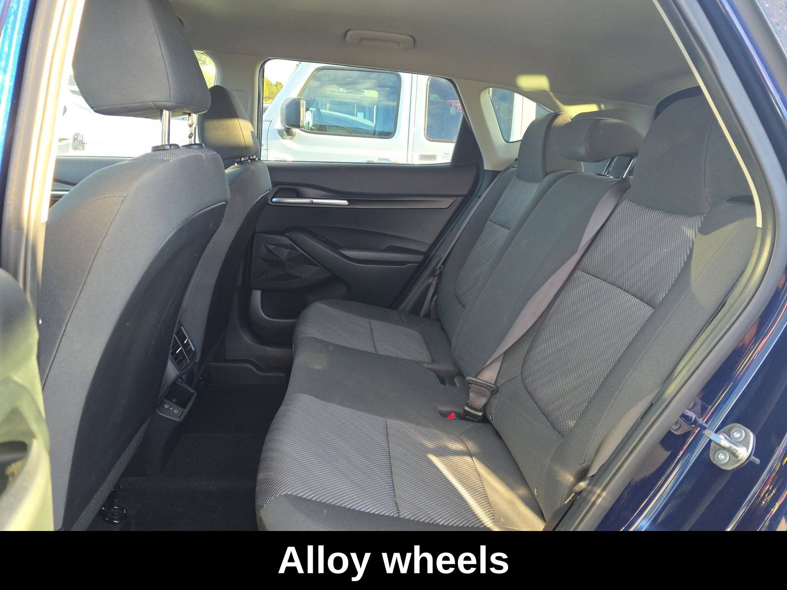 Used 2026 Kia Seltos LX AWD/4WD image 16