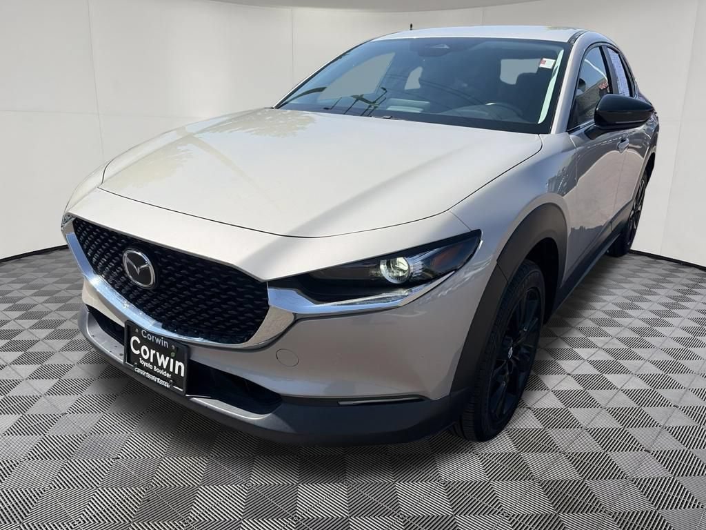 Used 2024 MAZDA CX-30 AWD 2.5 S w/ Select Sport Pkg image 3