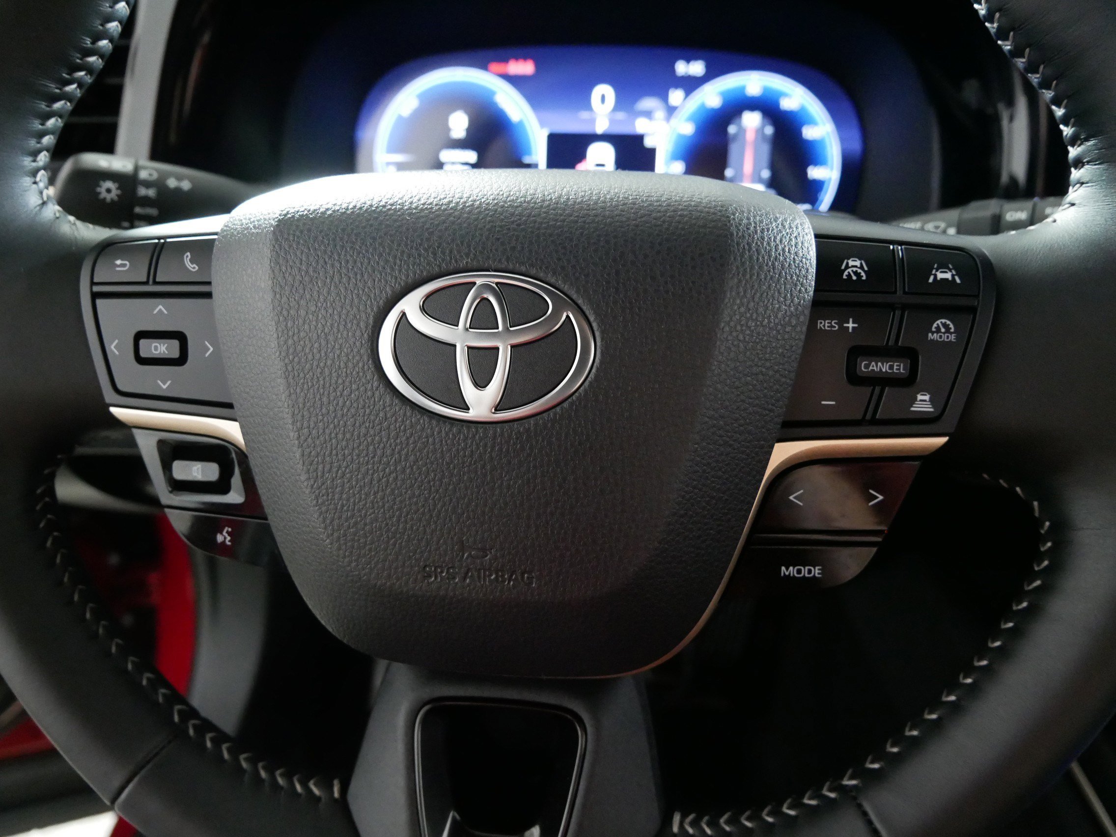 Used 2025 Toyota Crown Signia image 25