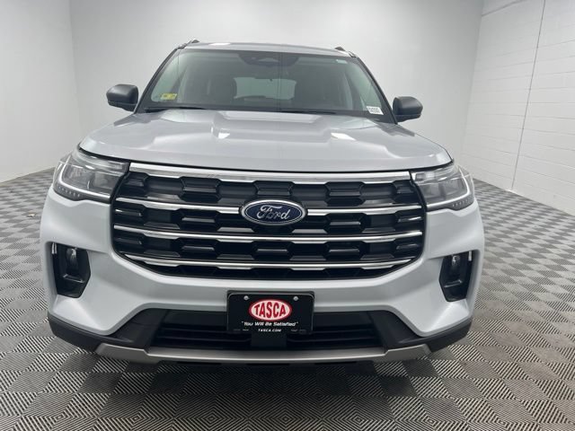 New 2026 Ford Explorer Active w/ Active Comfort Package AWD/4WD image 3
