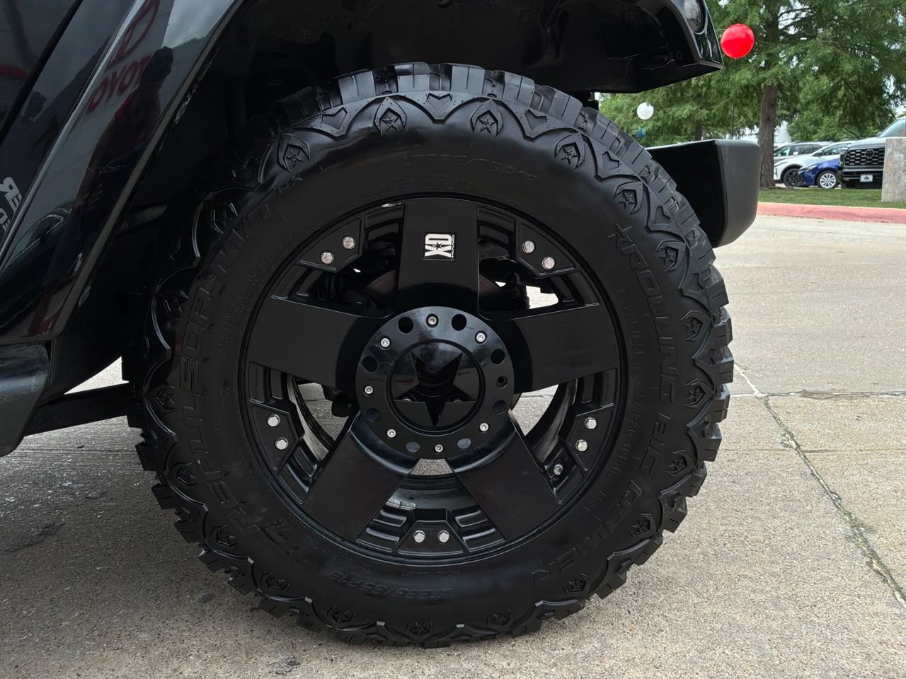 Used 2013 Jeep Wrangler Unlimited Sahara AWD/4WD image 9