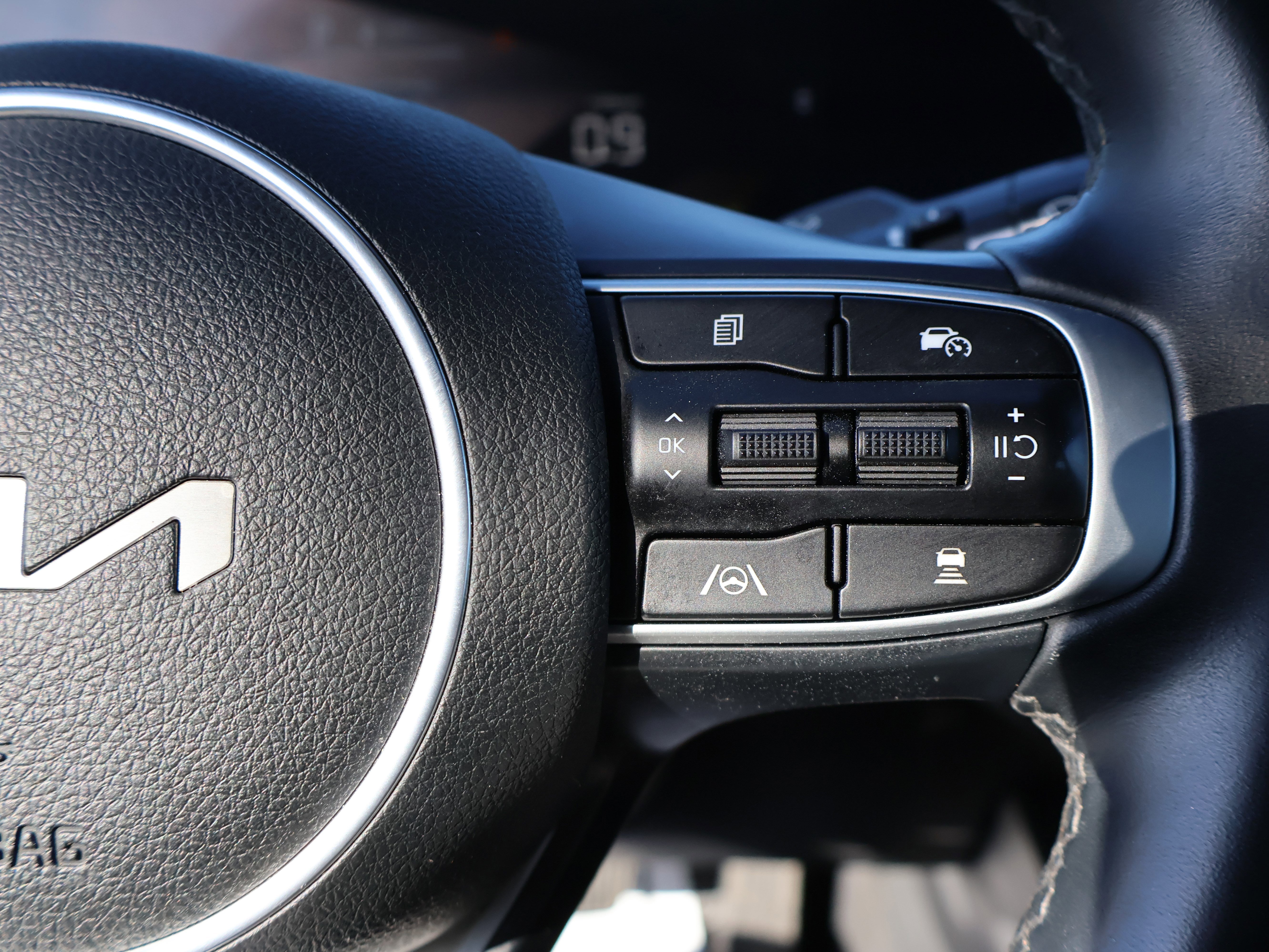 Used 2025 Kia K5 GT-Line w/ GT-Line Premium Package image 35