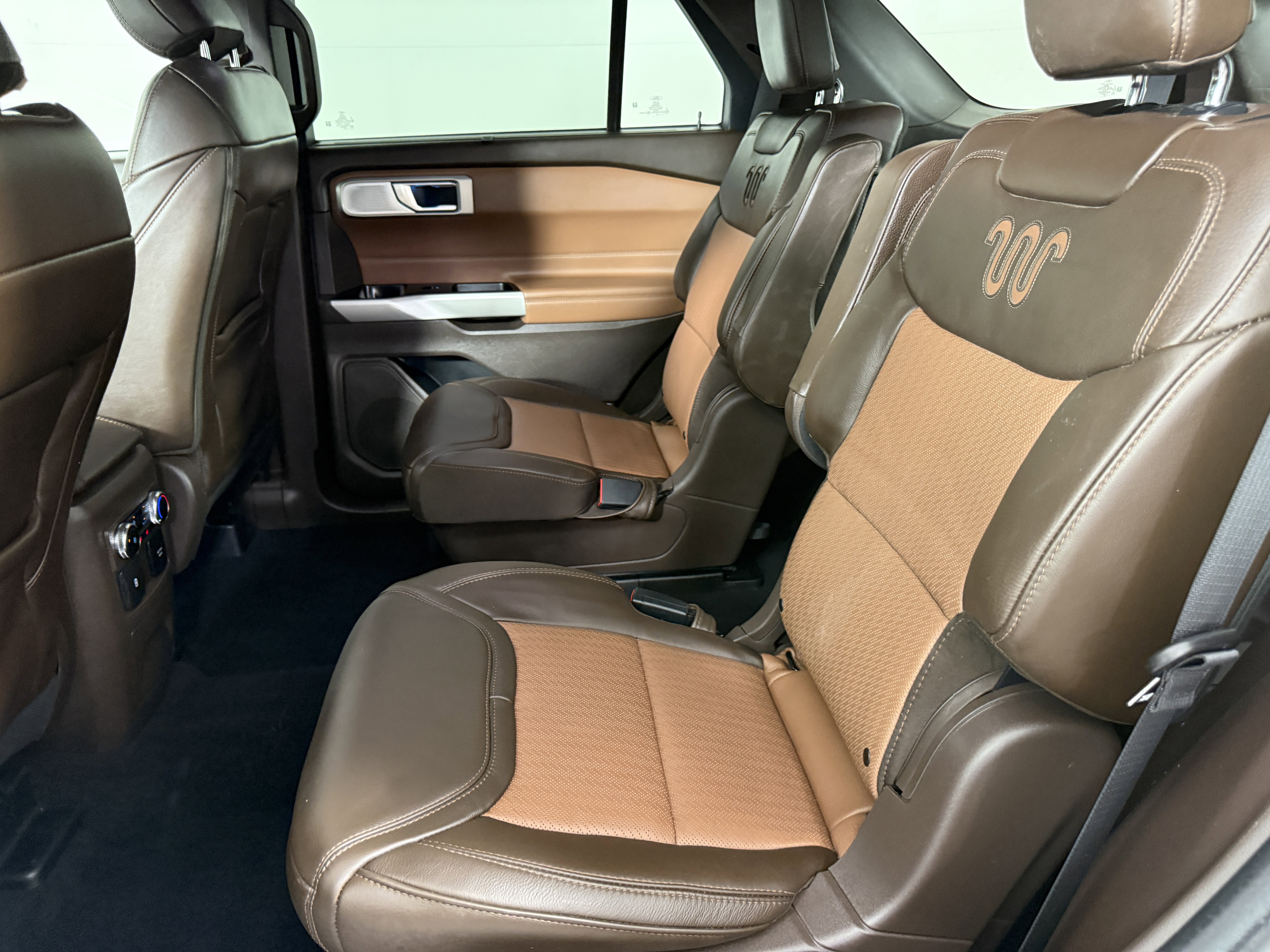 Certified 2023 Ford Explorer King Ranch w/ Technology Package RWD image 13