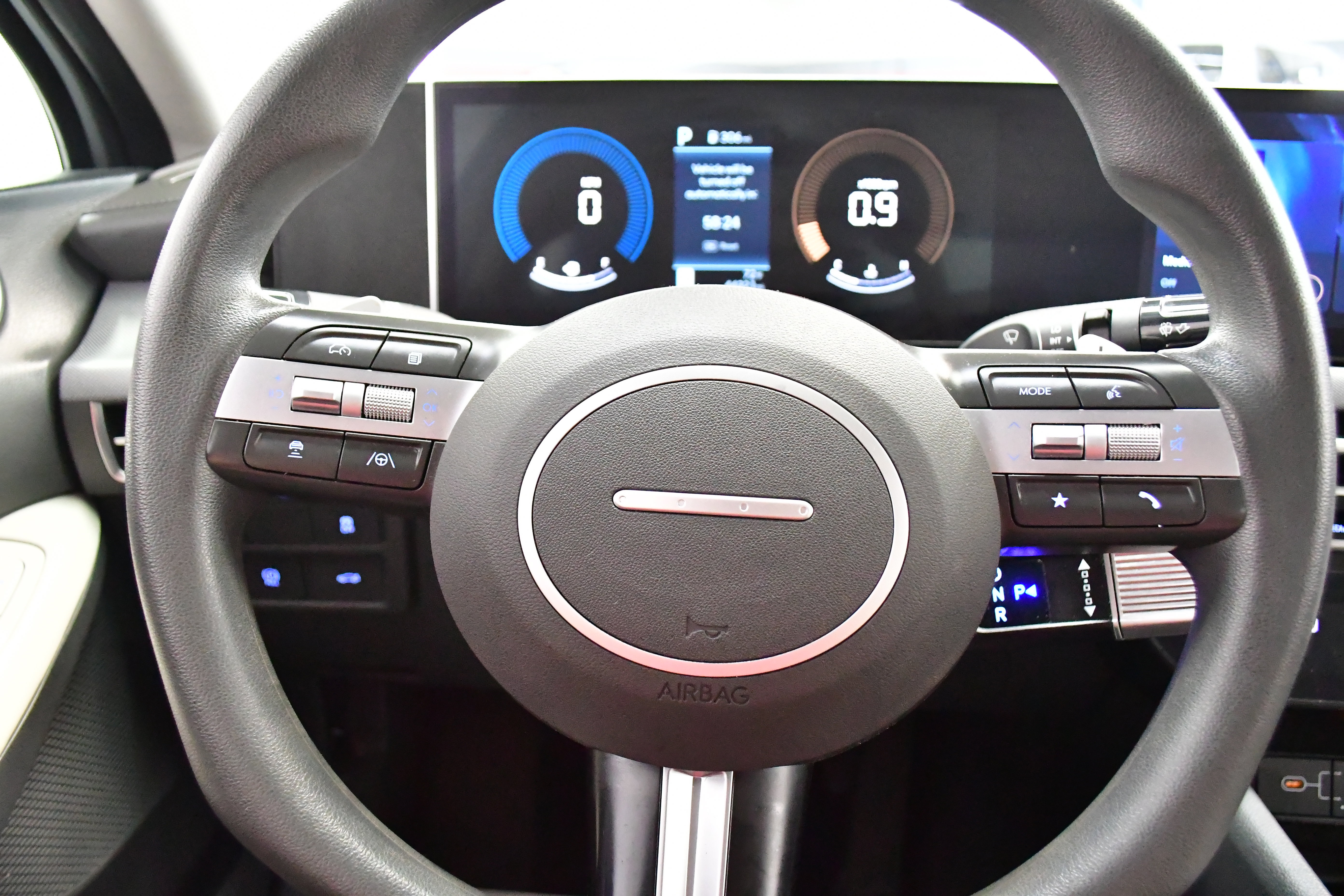 Used 2025 Hyundai Sonata SEL FWD image 17