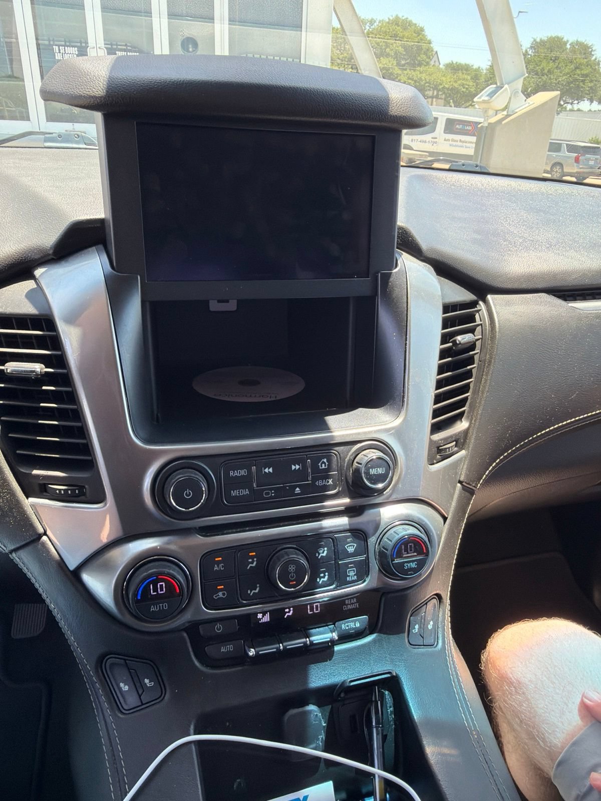 Used 2018 Chevrolet Tahoe LT AWD/4WD image 15