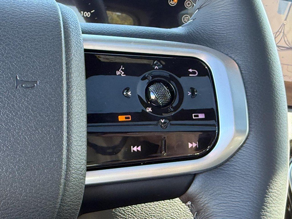 New 2026 Nissan Armada Platinum AWD/4WD image 12