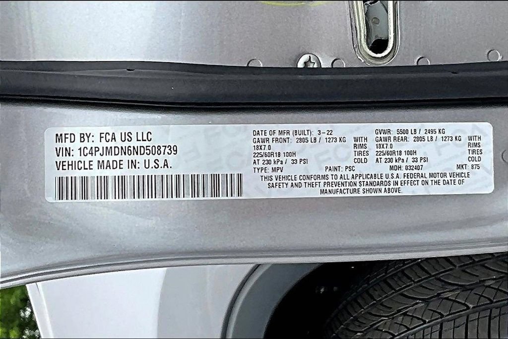 Used 2022 Jeep Cherokee Limited AWD/4WD image 19
