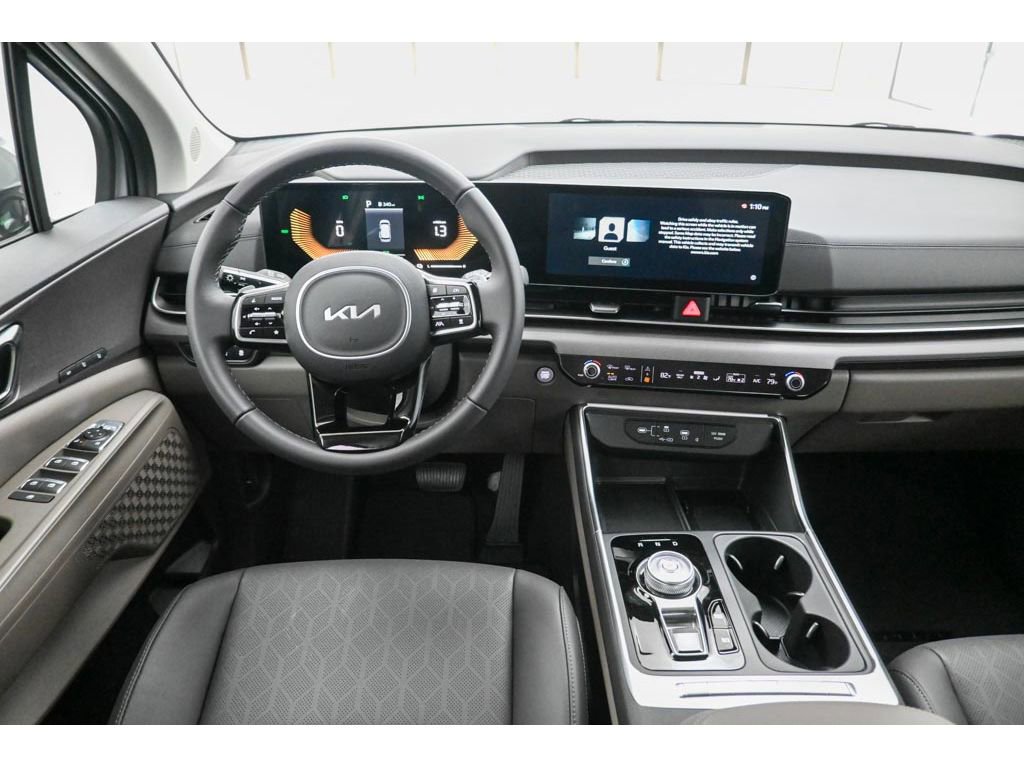 New 2026 Kia Carnival EX image 14