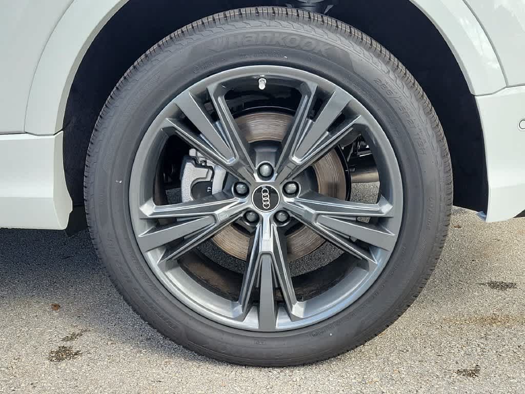 New 2027 Audi Q8 Premium AWD/4WD image 16