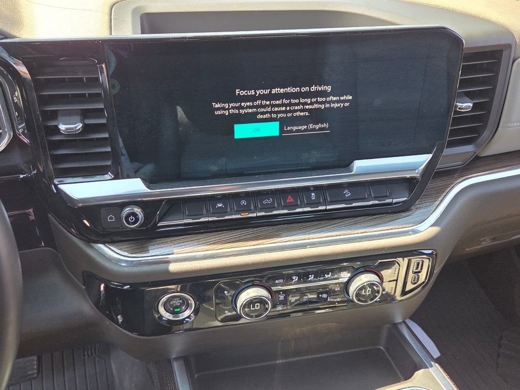 Used 2024 Chevrolet Silverado 1500 LT w/ Z71 Off-Road Package image 16