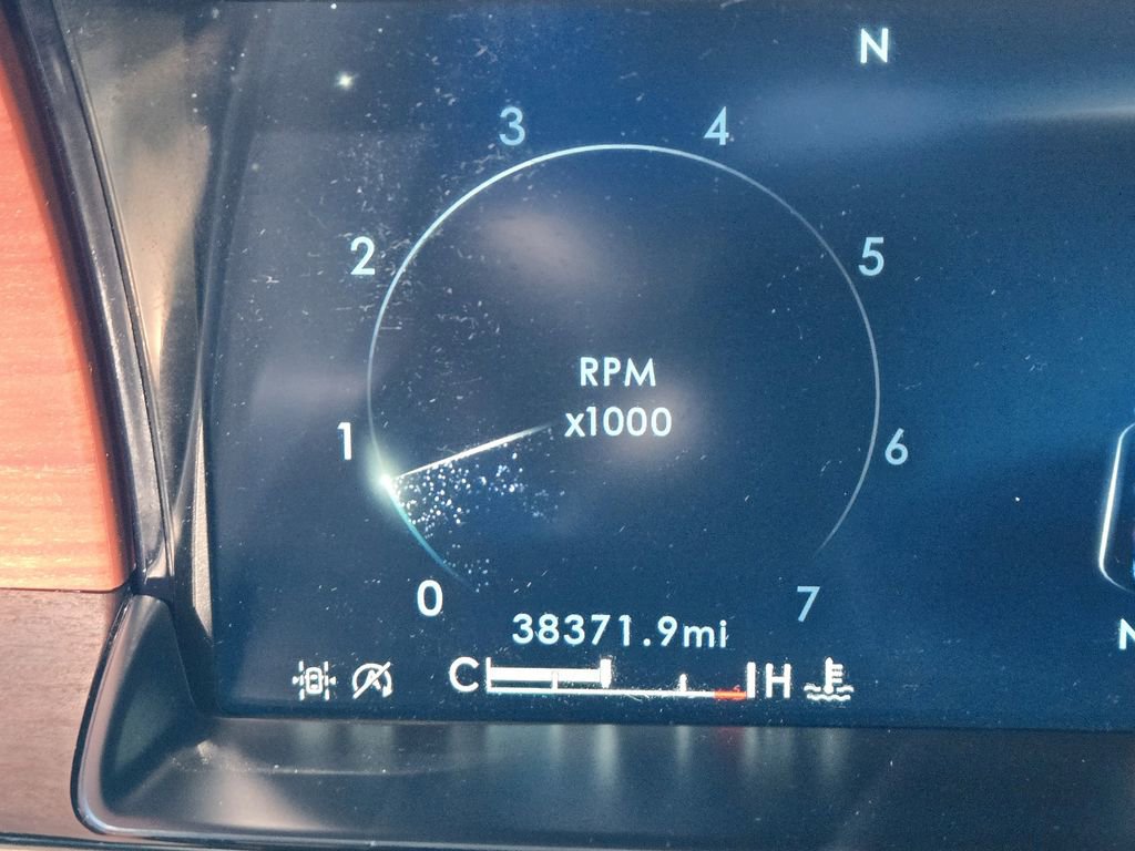 Used 2024 Lincoln Navigator Reserve image 10