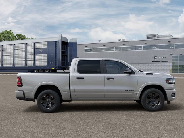 New 2026 RAM 1500 4x4 Crew Cab image 21