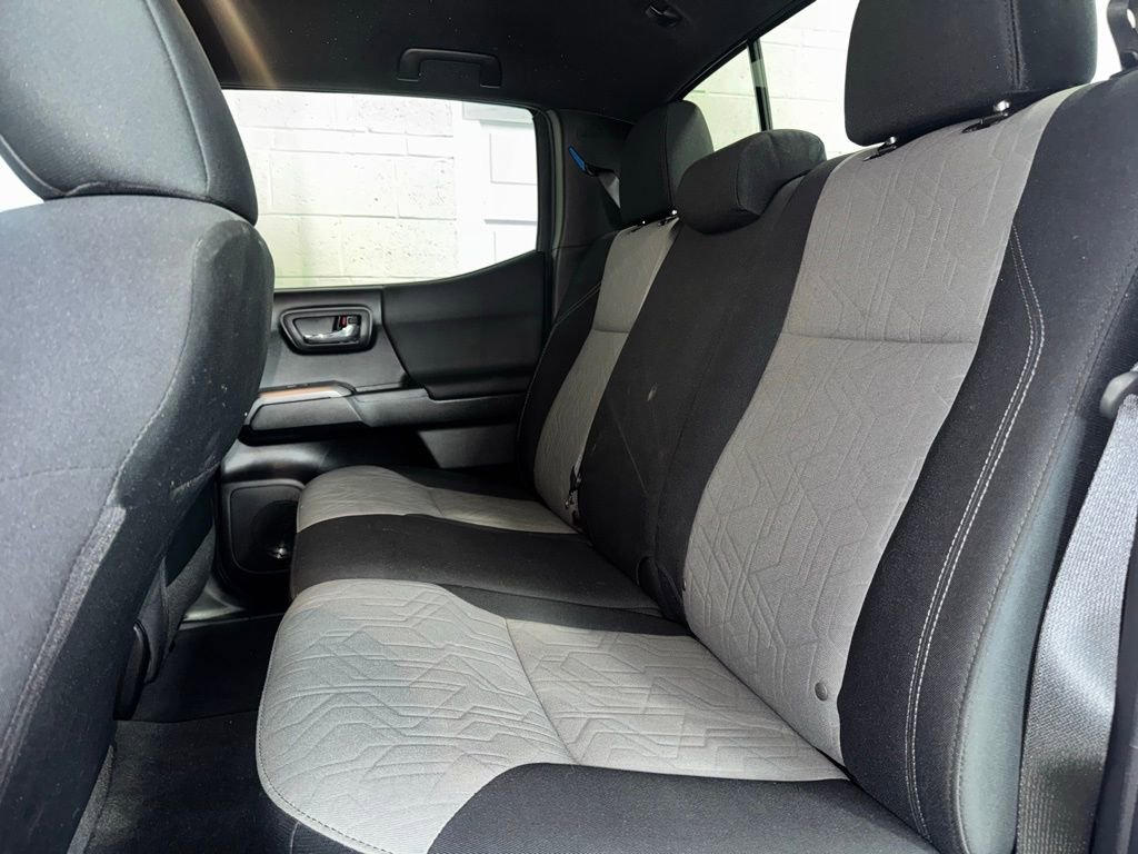 Used 2021 Toyota Tacoma TRD Sport image 16