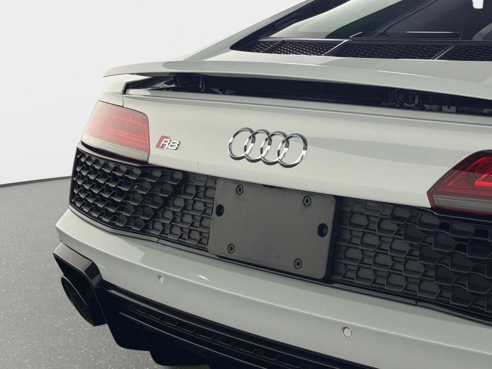 Used 2023 Audi R8 V10 performance RWD image 19