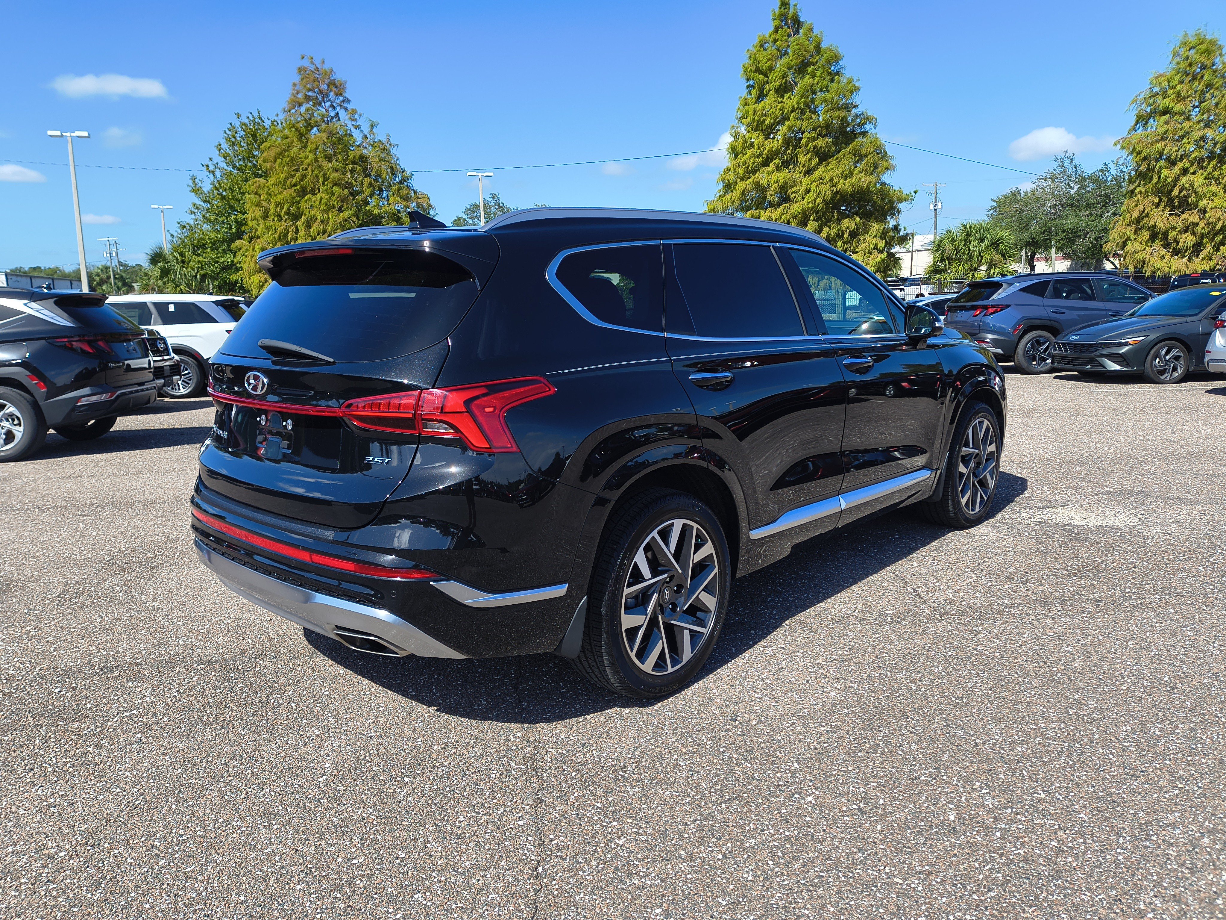 Used 2023 Hyundai Santa Fe Calligraphy FWD image 8