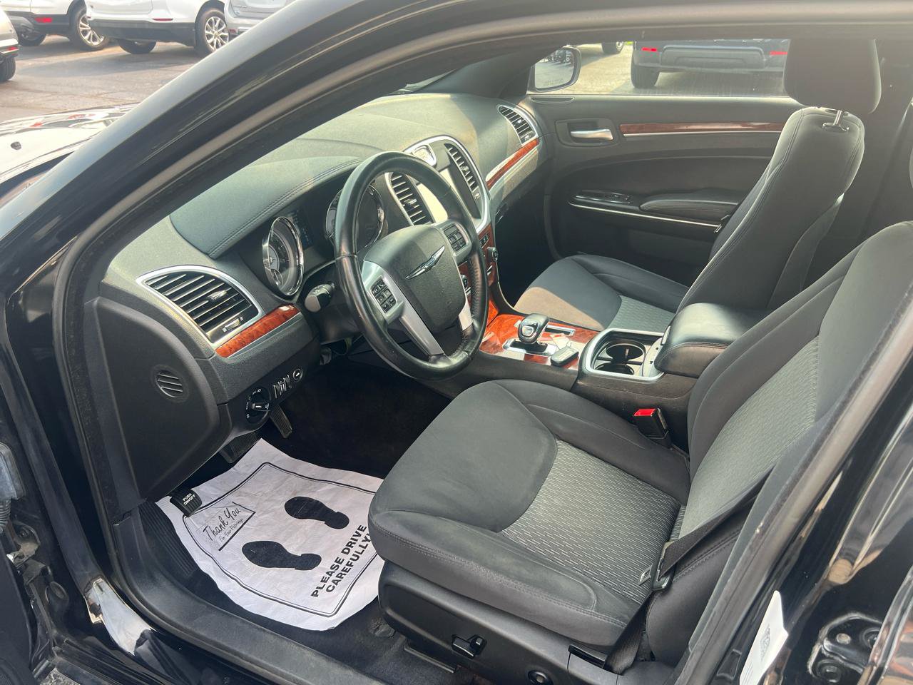 Used 2013 Chrysler 300 Touring RWD image 15
