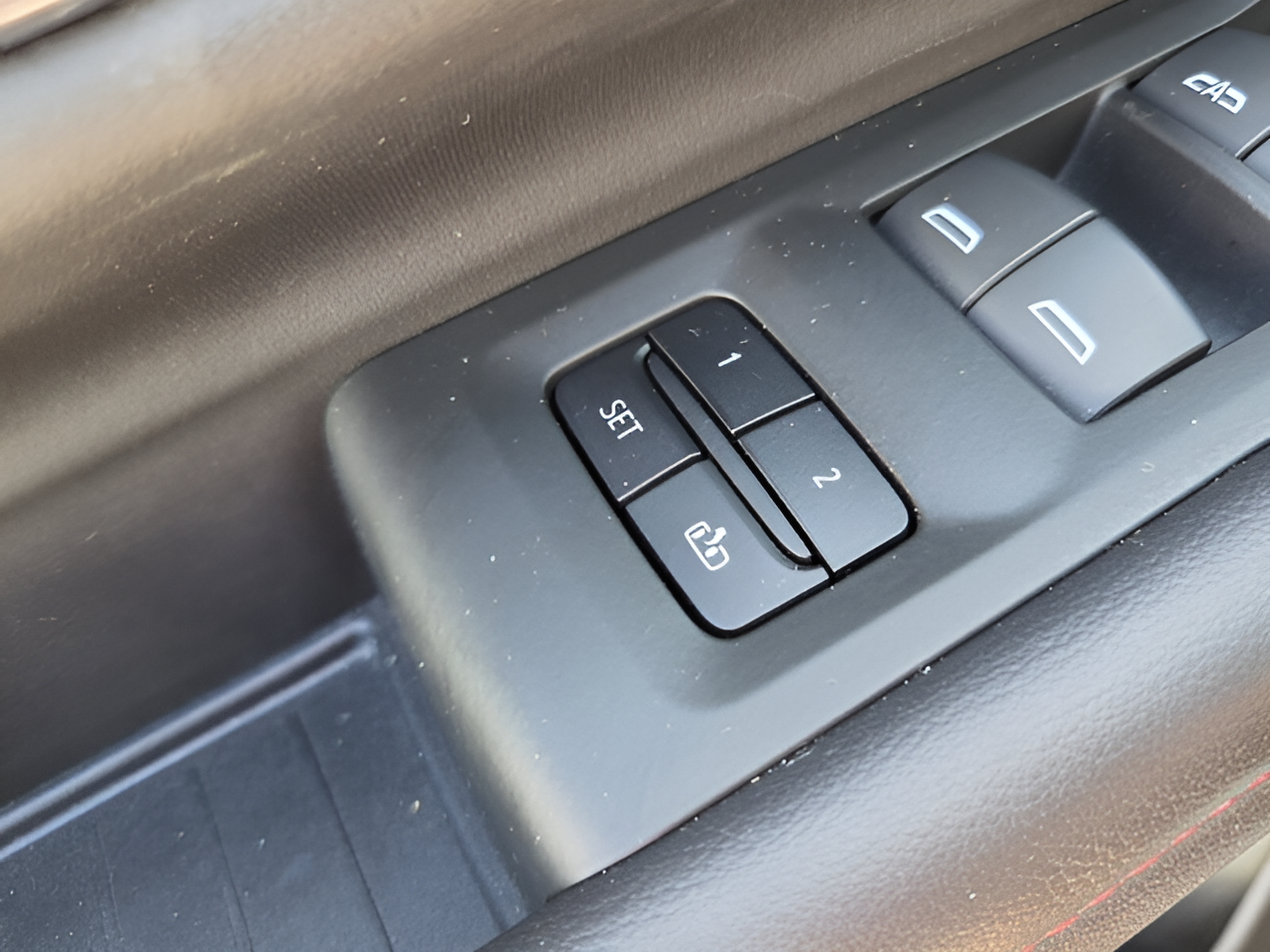 Certified 2022 Chevrolet Tahoe RST RWD image 28