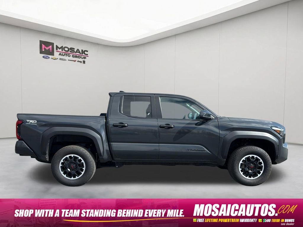 Used 2024 Toyota Tacoma TRD Off-Road AWD/4WD image 9