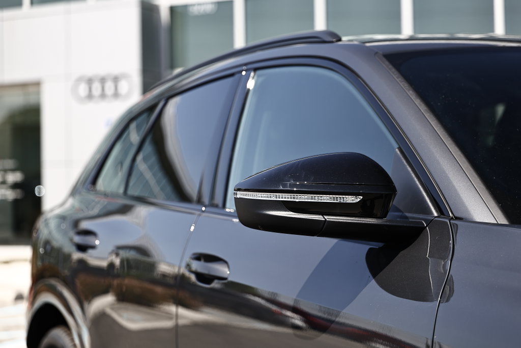 New 2026 Audi SQ5 Premium Plus AWD/4WD image 3