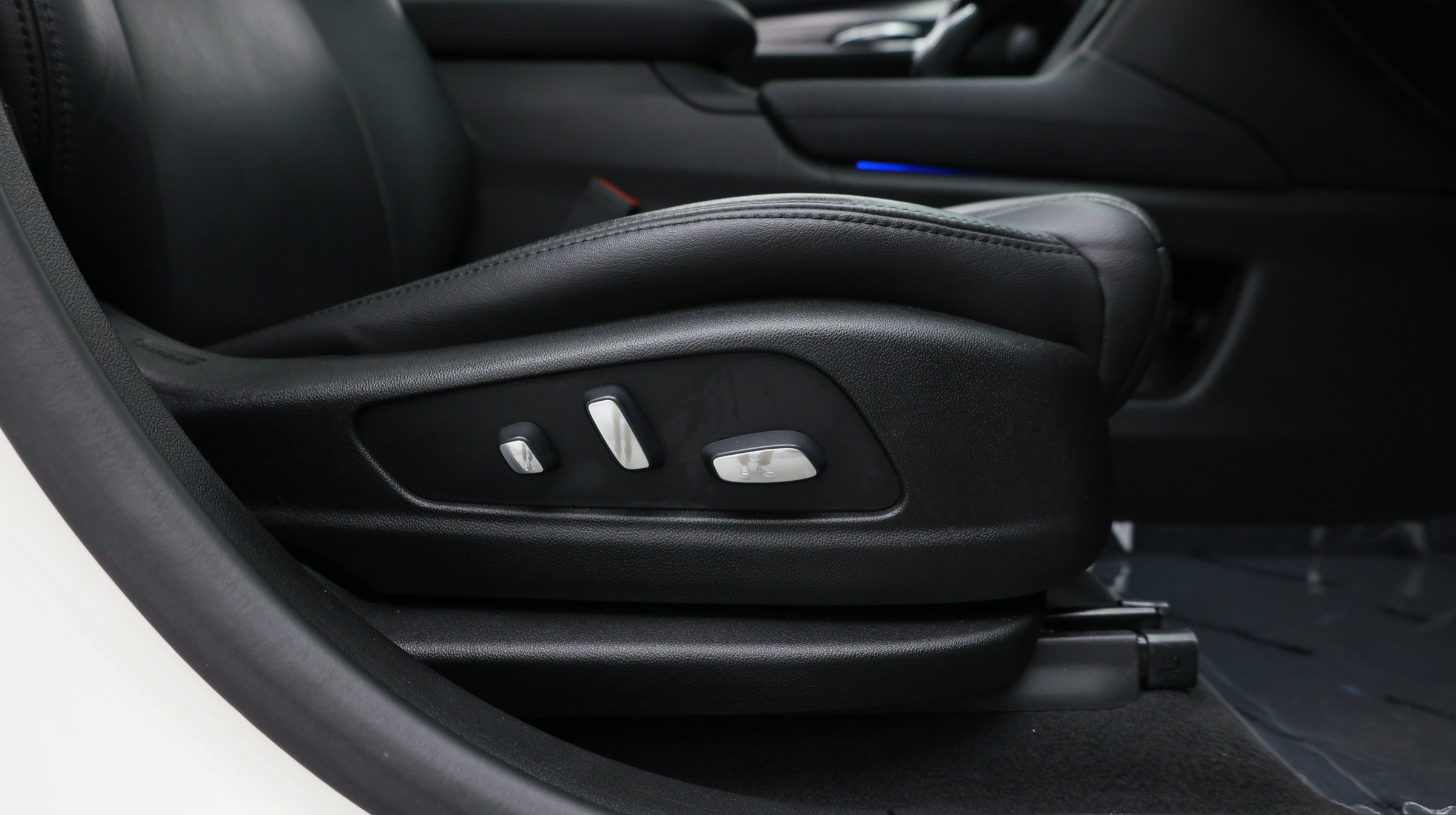 Used 2019 Cadillac XT5 Luxury FWD image 42