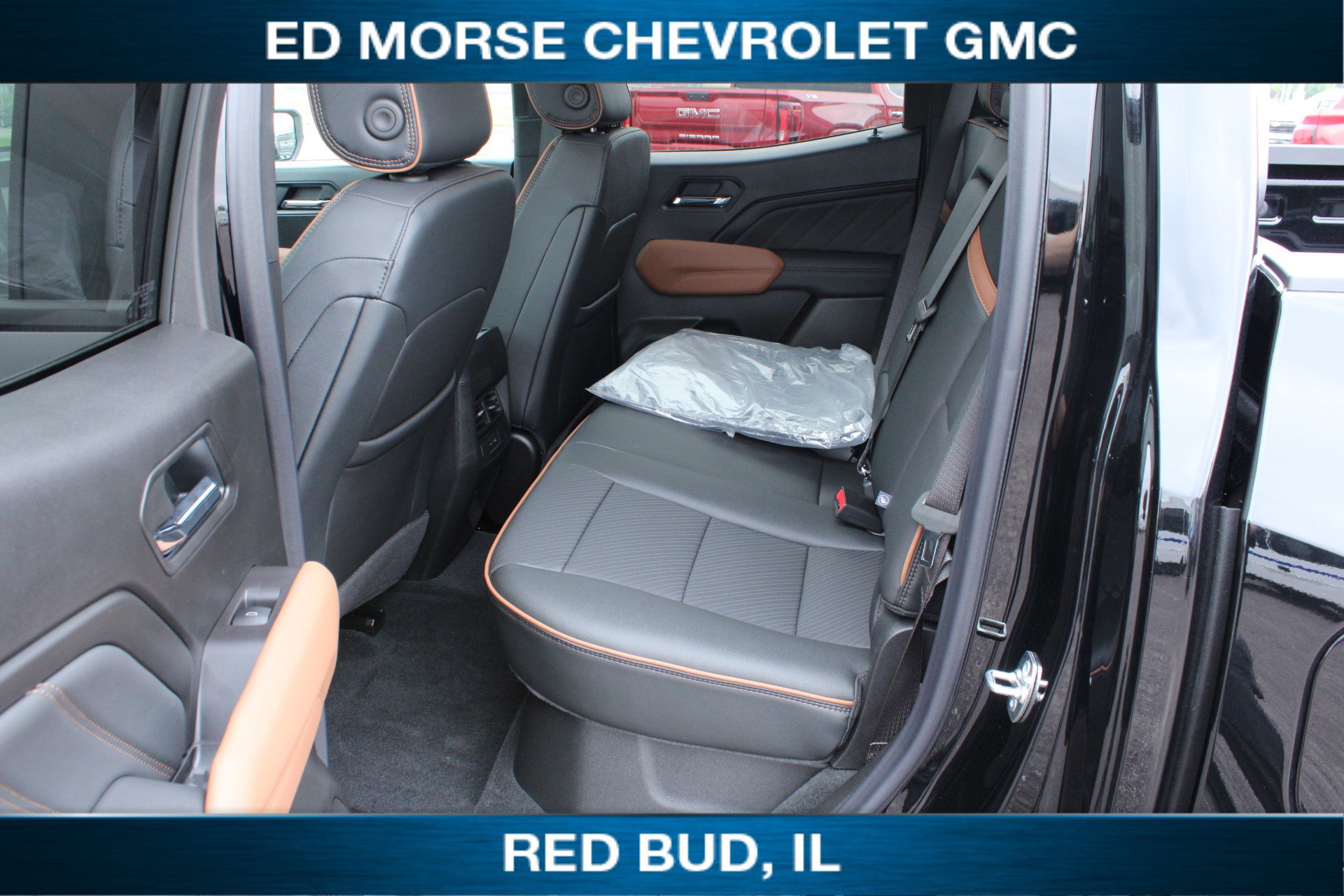 New 2025 GMC Canyon AT4 w/ Nightfall Edition AWD/4WD image 21