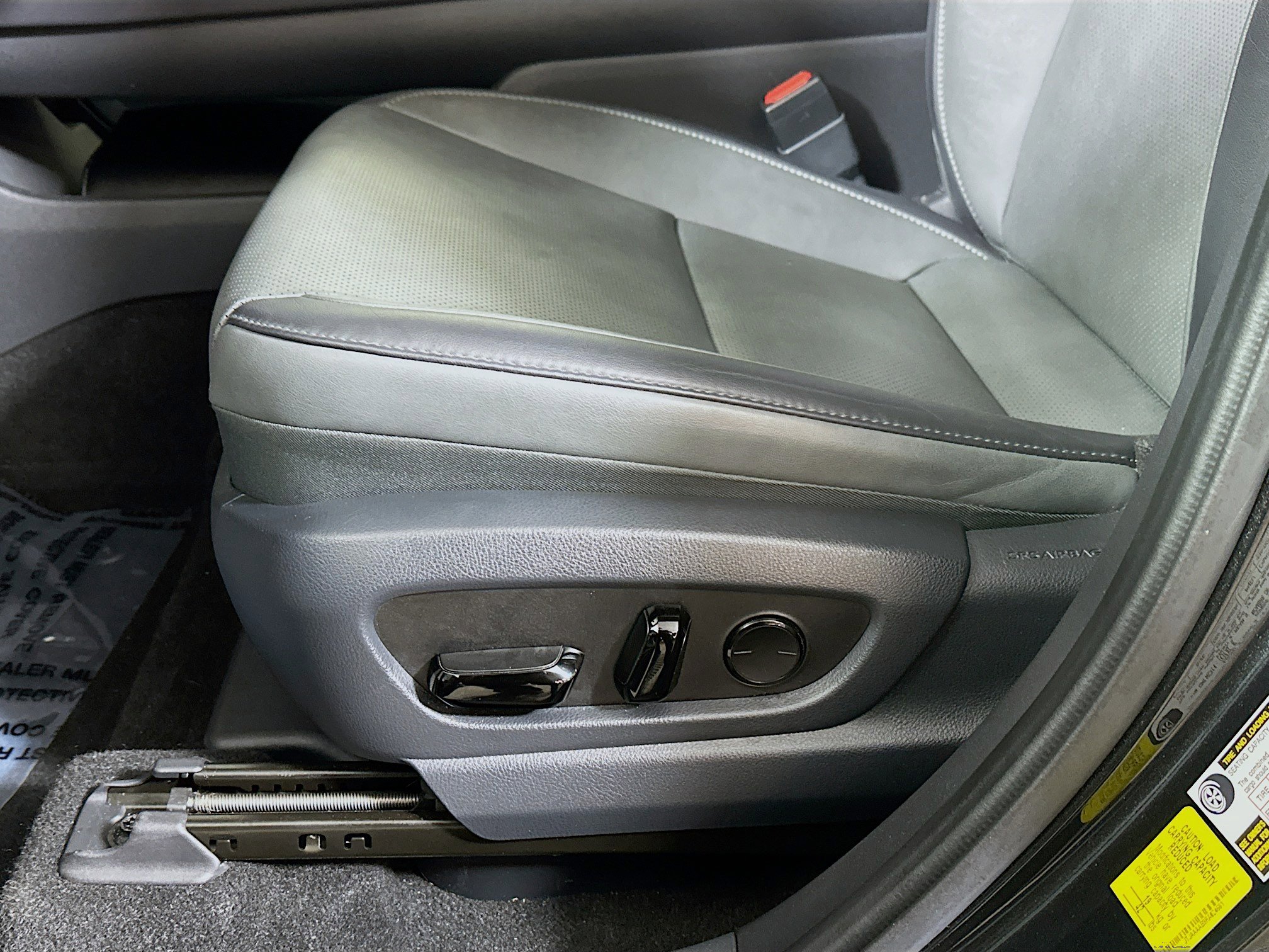 Certified 2024 Lexus RZ 450e Premium w/ Technology Package image 18