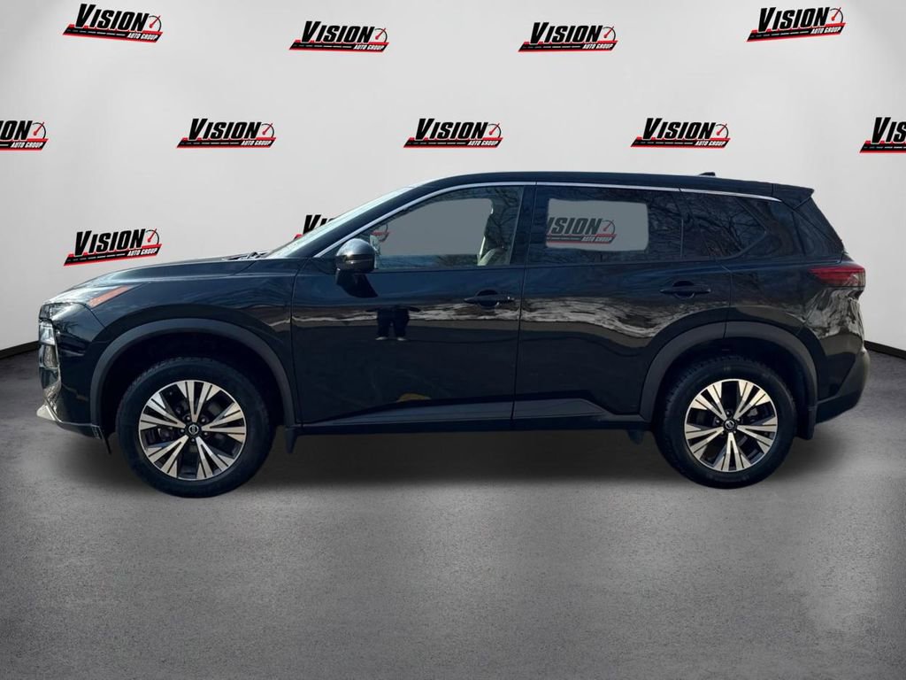 Used 2021 Nissan Rogue SV image 8