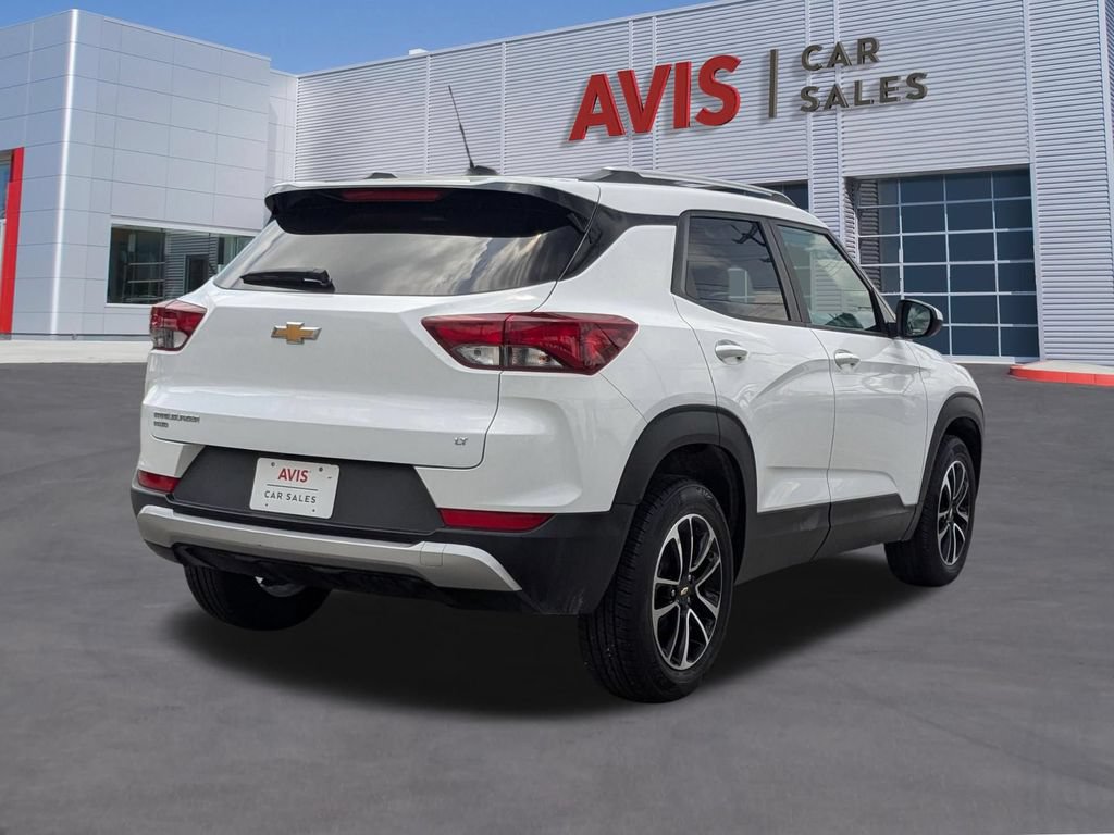 Used 2025 Chevrolet TrailBlazer LT AWD/4WD image 6