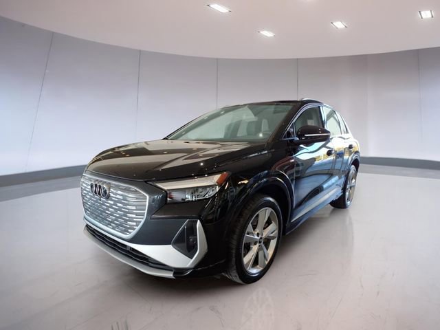 Used 2023 Audi Q4 e-tron Premium Plus w/ Premium Plus image 3