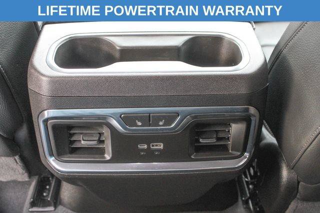 Used 2024 GMC Sierra 3500 Denali w/ Denali Reserve Package AWD/4WD image 17