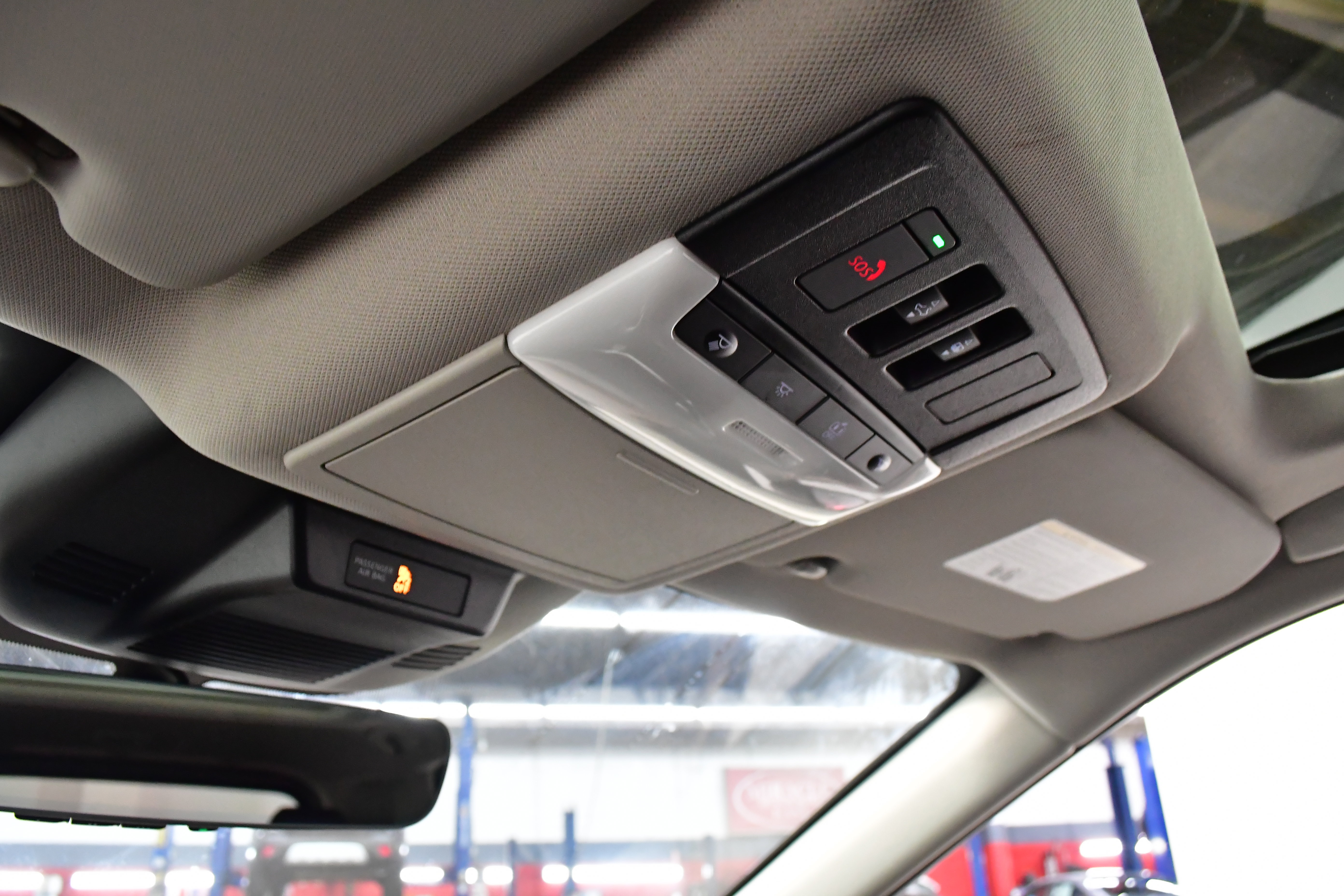 Used 2023 Nissan Rogue SL w/ SL Premium Package image 58