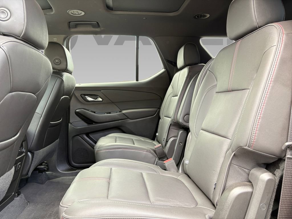 Used 2023 Chevrolet Traverse RS AWD/4WD image 6