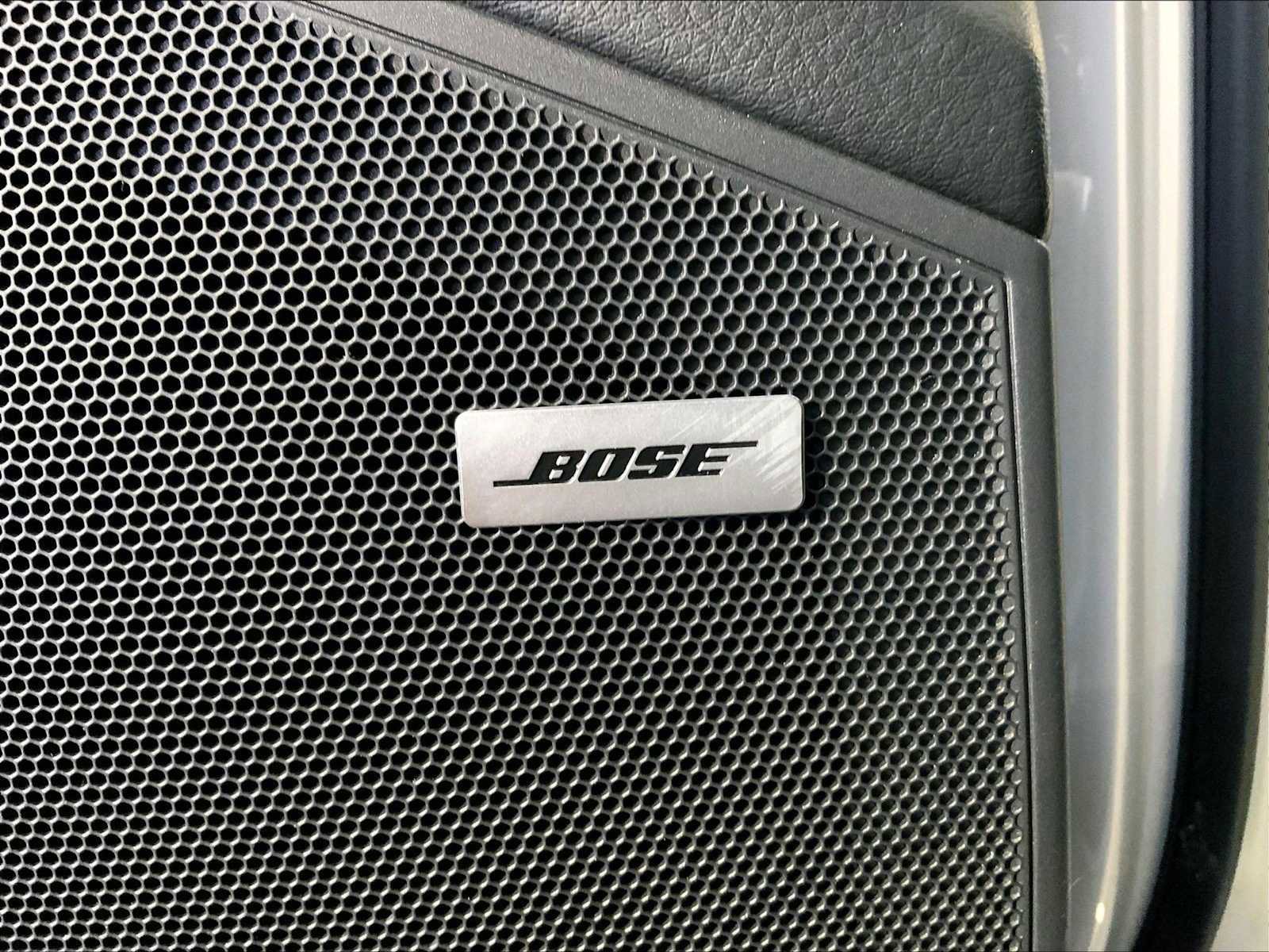 Certified 2022 Porsche Cayenne Platinum Edition image 71