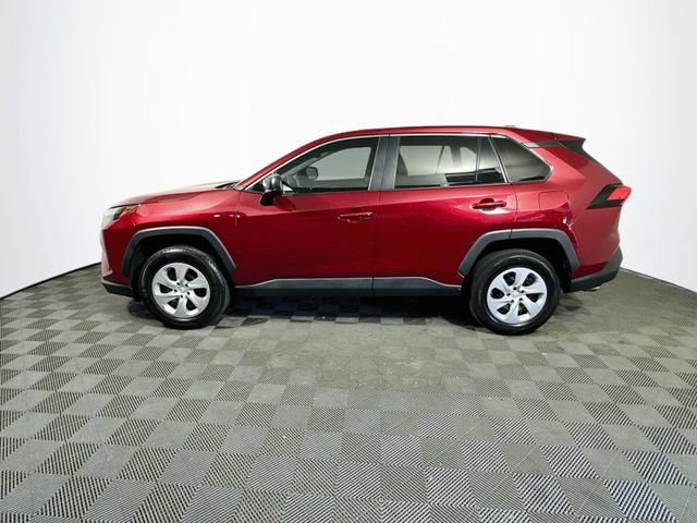 Certified 2024 Toyota RAV4 LE FWD image 5