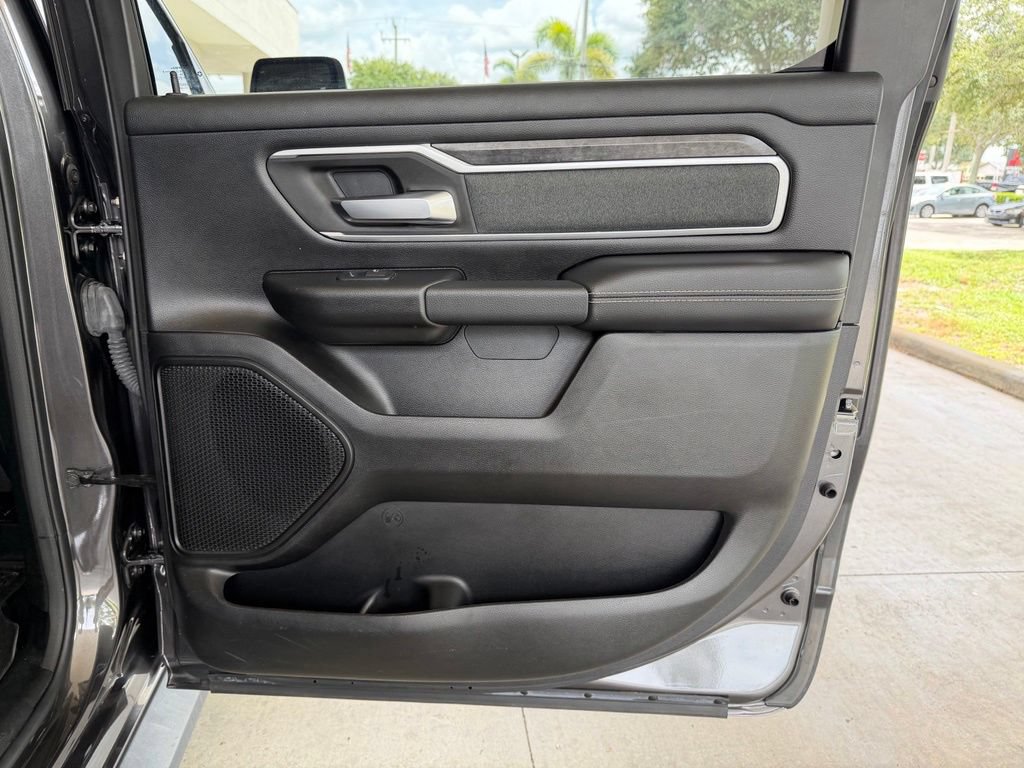 Used 2021 RAM 1500 Big Horn RWD image 33