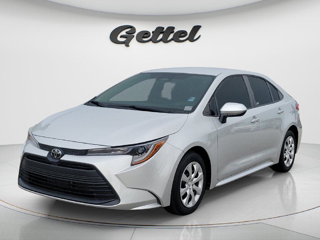 Certified 2024 Toyota Corolla LE FWD image 1