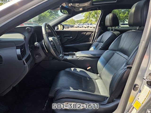 Used 2021 Lexus LS 500 w/ Accessory Package (Z2) RWD image 9