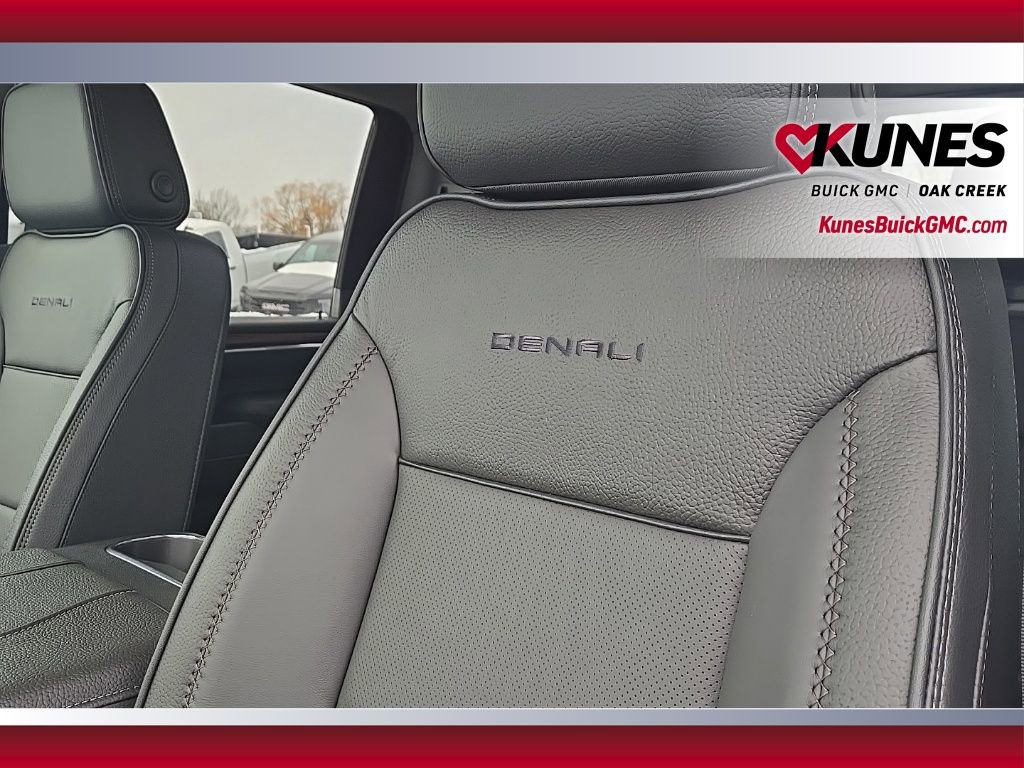 New 2026 GMC Sierra 2500 Denali w/ Denali Reserve Package image 17