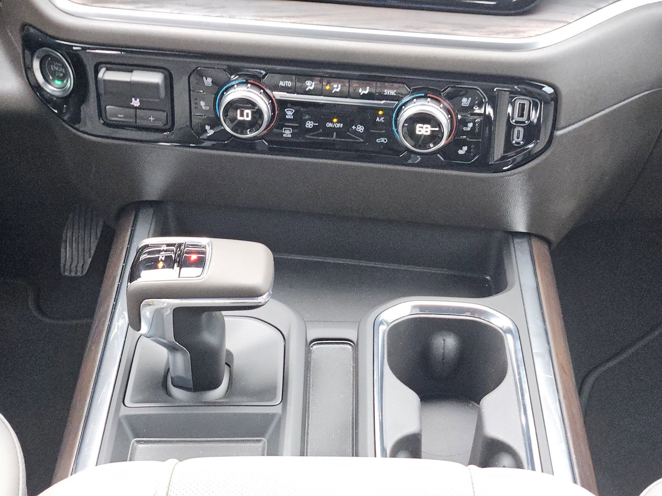Used 2025 GMC Sierra 1500 SLT RWD image 18