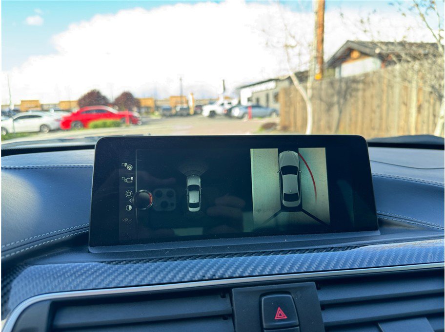 Used 2017 BMW M3 RWD image 20